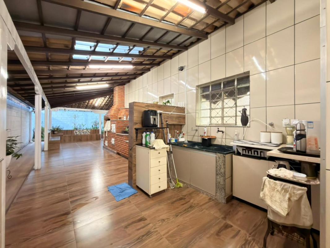 Casa, Parque Jardim Encantado, 5 Quartos, 5 Vagas, 2 Suítes