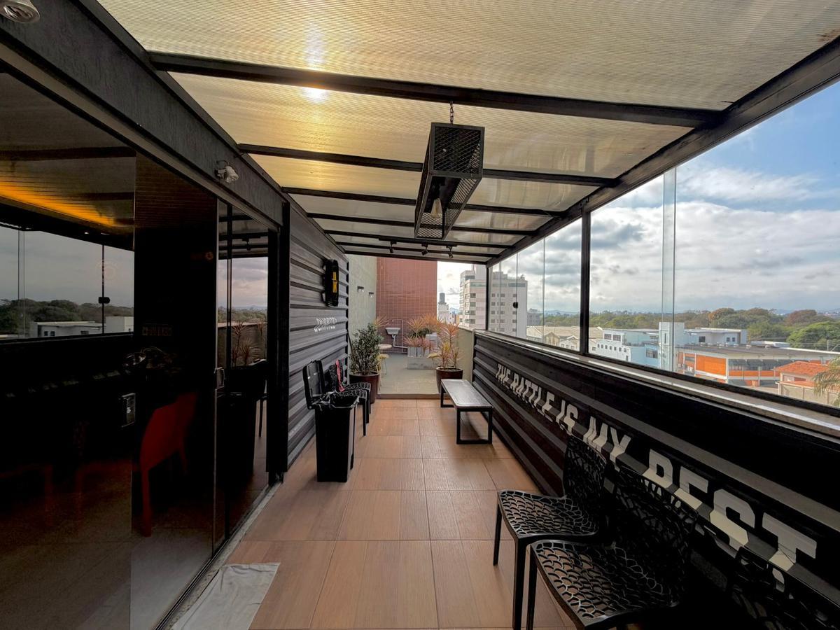 Sala, São José, 0 Quarto, 2 Vagas