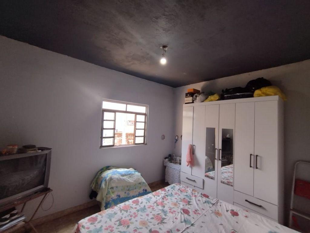 Casa, Córrego da Ilha, 4 Quartos, 0 Vaga