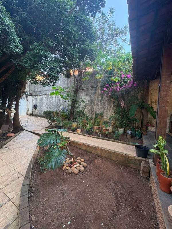 Casa, Betânia, 4 Quartos, 2 Vagas, 2 Suítes