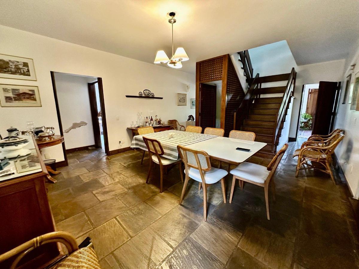 Casa, São Luiz (pampulha), 7 Quartos, 8 Vagas, 3 Suítes