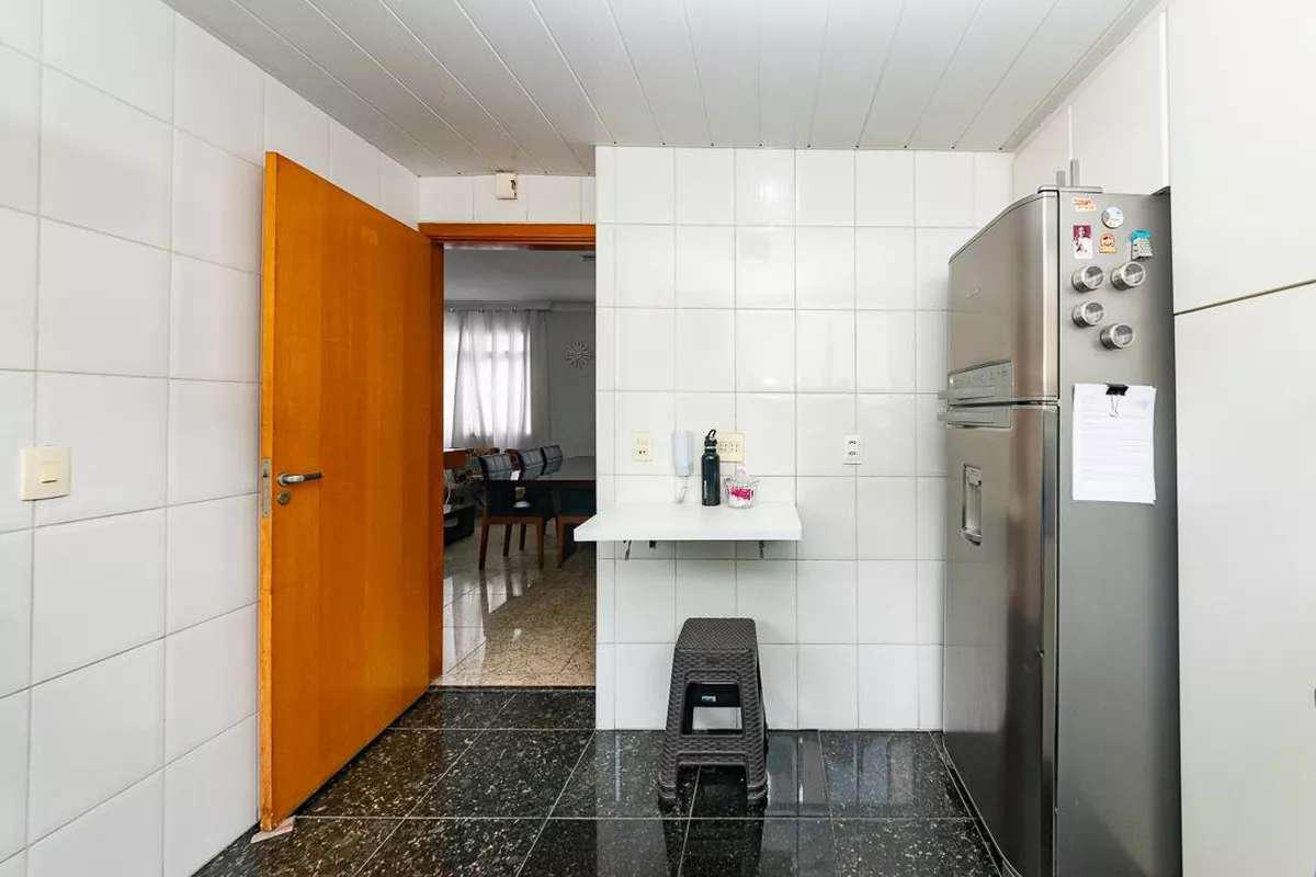 Cobertura, Prado, 4 Quartos, 2 Vagas, 1 Suíte