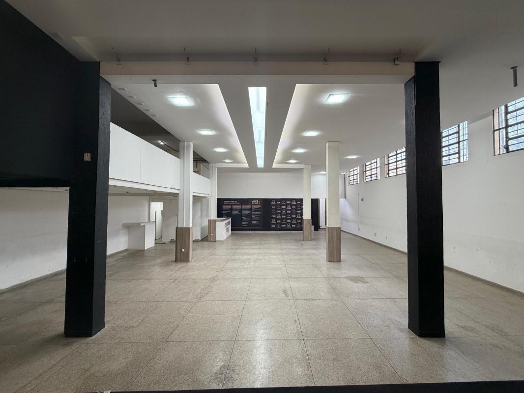 Galpão, Ana Lúcia, 5 Quartos, 0 Vaga