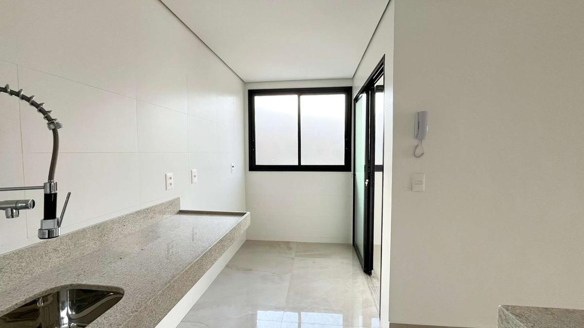 Apartamento, Sion, 3 Quartos, 2 Vagas, 3 Suítes