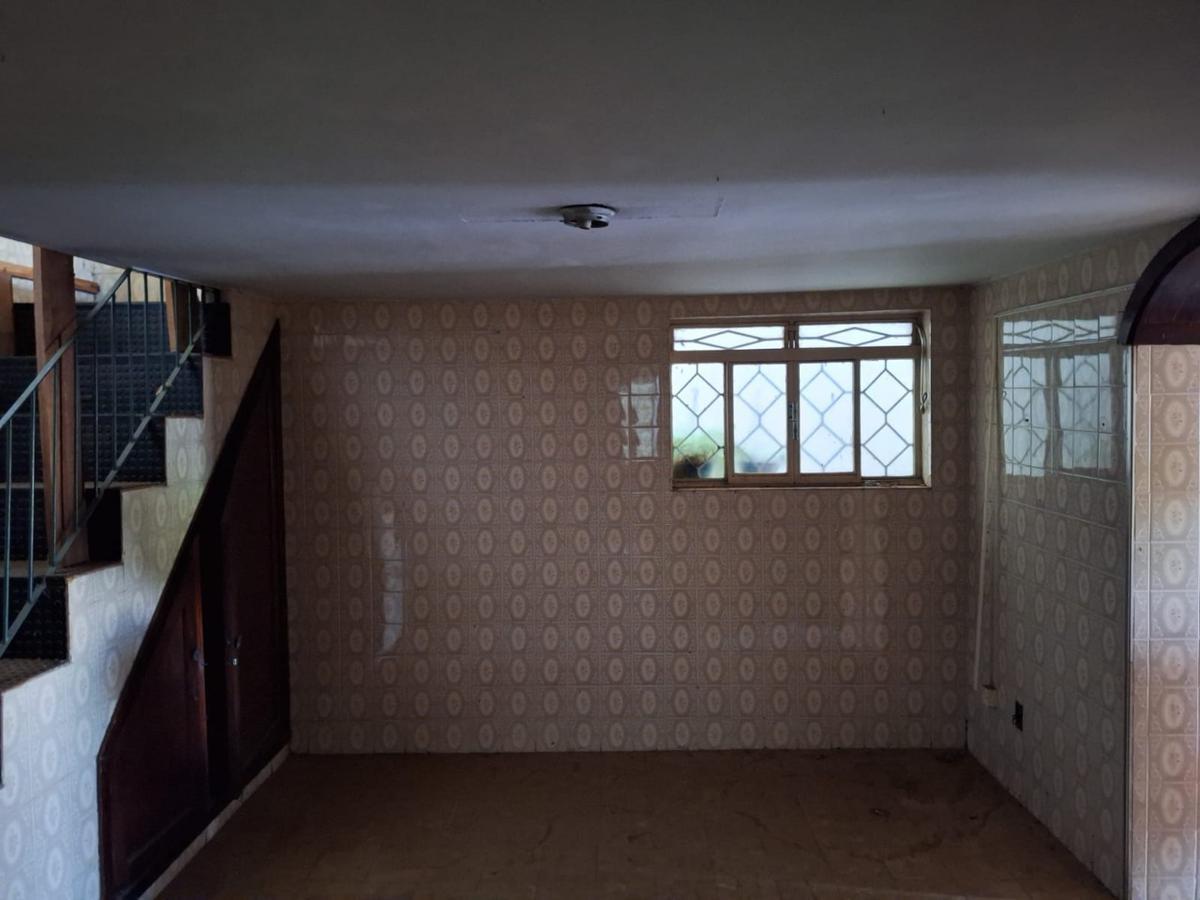 Casa, Centro, 6 Quartos, 1 Vaga, 1 Suíte