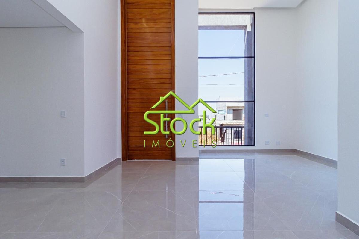 Casa, Jardins Village, 3 Quartos, 2 Vagas, 1 Suíte