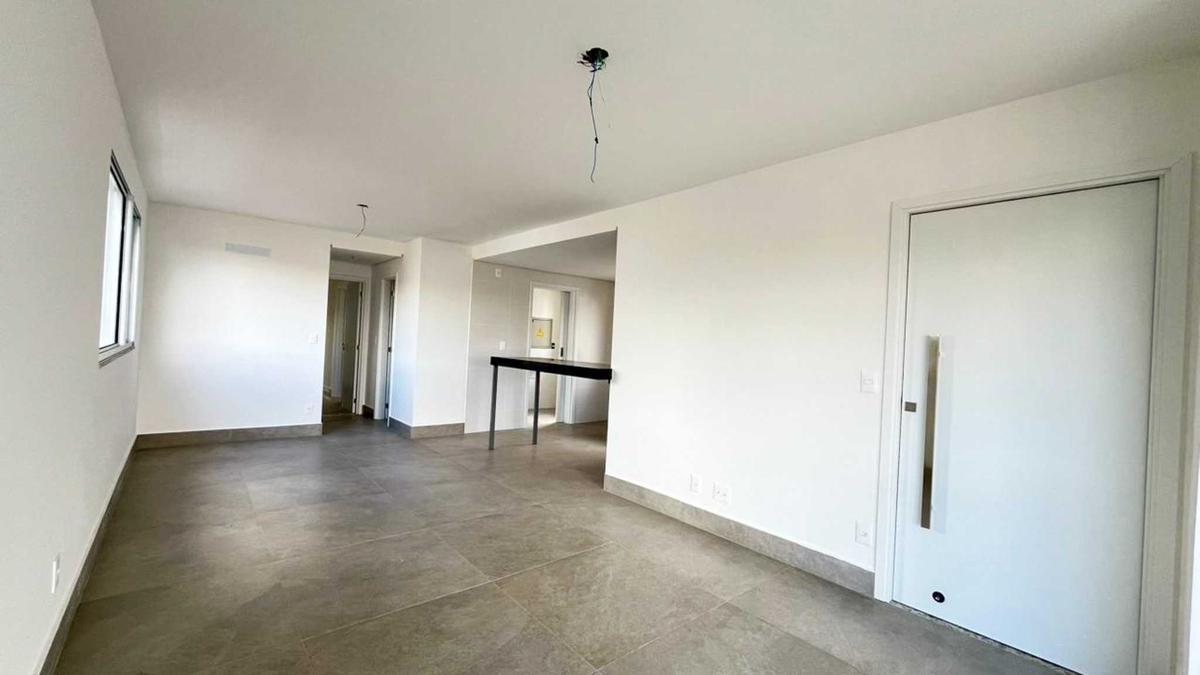 Apartamento, Castelo, 4 Quartos, 3 Vagas, 2 Suítes