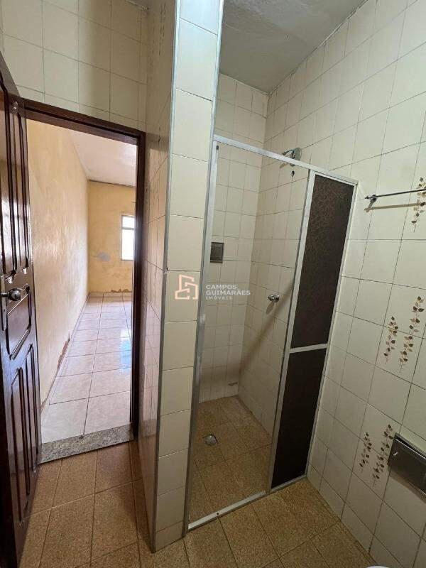 Casa Comercial, Cardoso, 3 Quartos, 10 Vagas, 1 Suíte