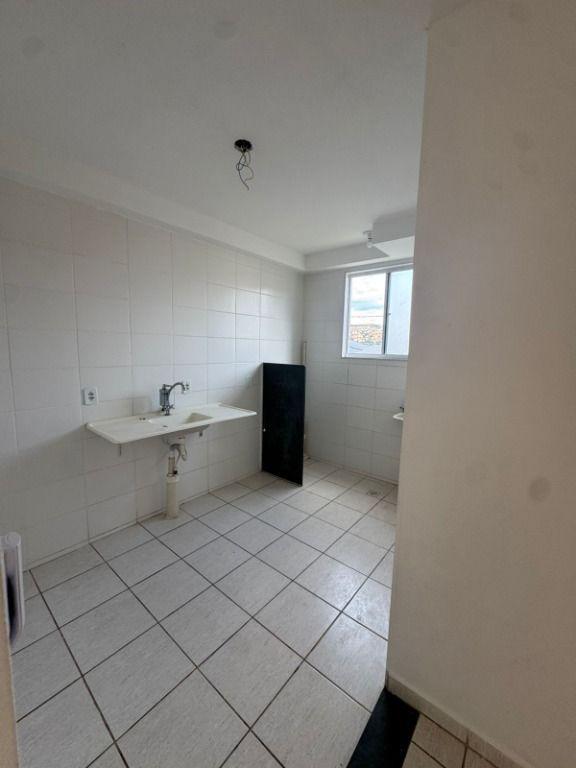 Apartamento, Casa Branca, 2 Quartos, 1 Vaga
