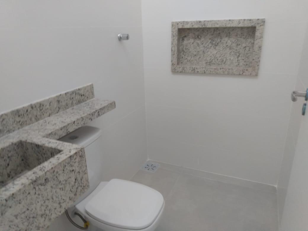 Casa, Santa Mônica, 2 Quartos, 1 Vaga, 2 Suítes