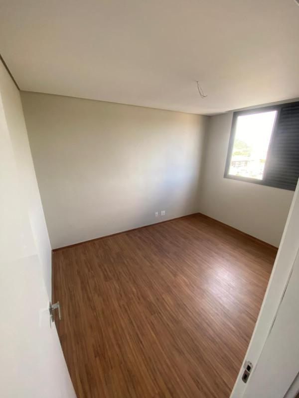 Apartamento, Centro, 2 Quartos, 2 Vagas, 1 Suíte