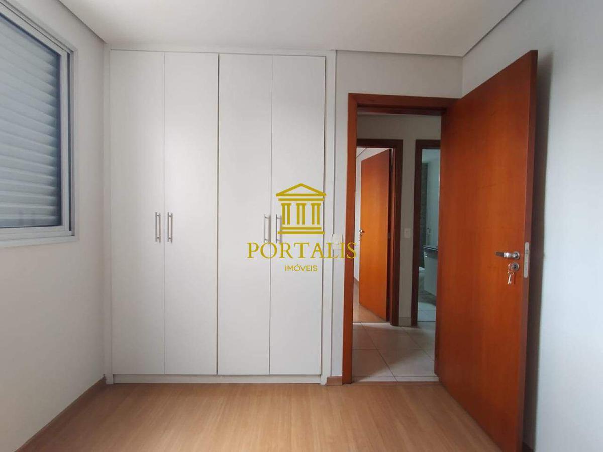 Apartamento, Floresta, 3 Quartos, 1 Vaga, 1 Suíte