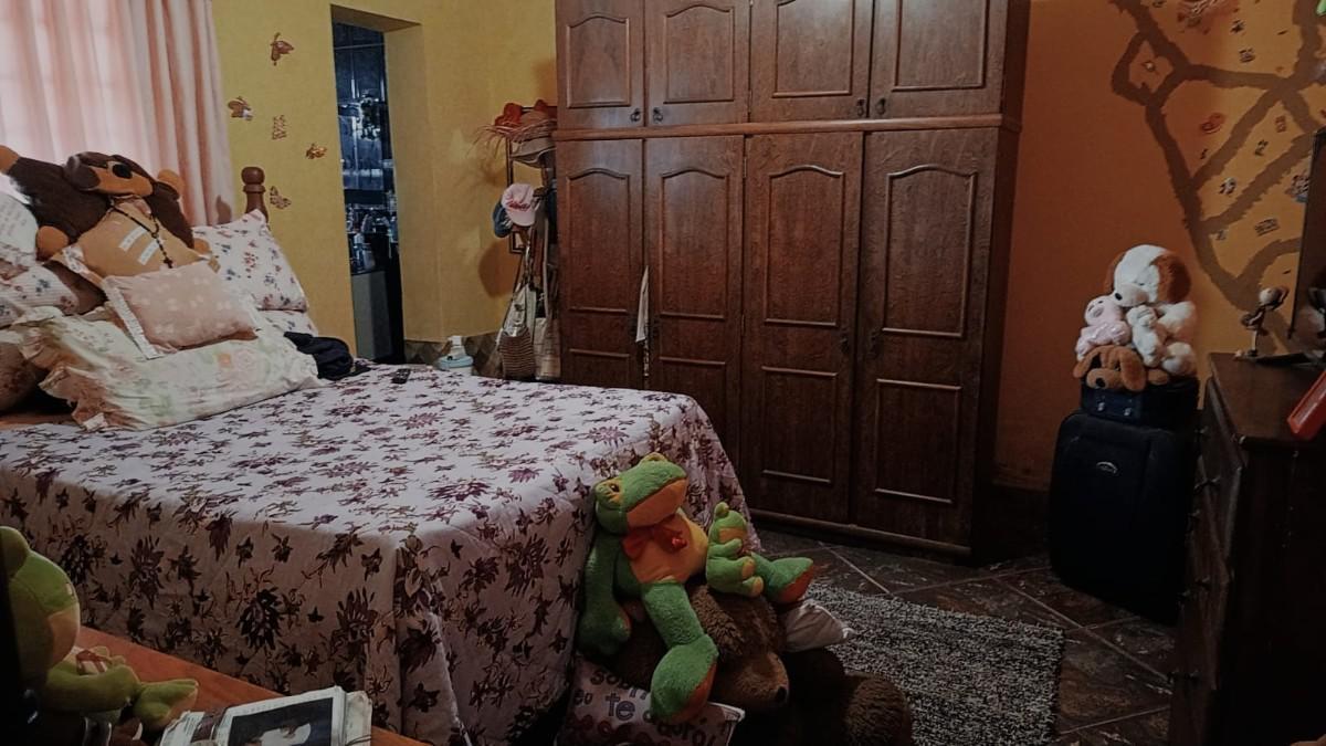 Casa, Jardim Laguna, 4 Quartos, 2 Vagas, 2 Suítes