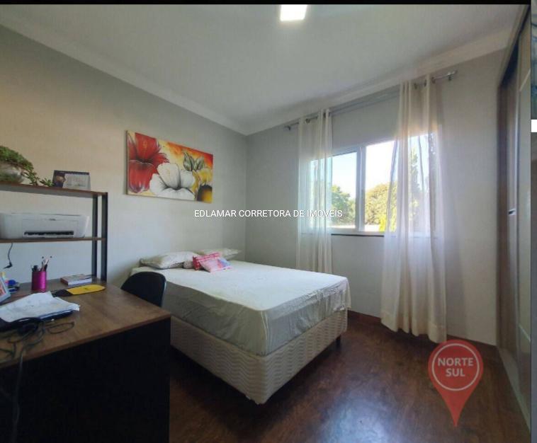 Casa, Tangará, 3 Quartos, 3 Vagas, 1 Suíte