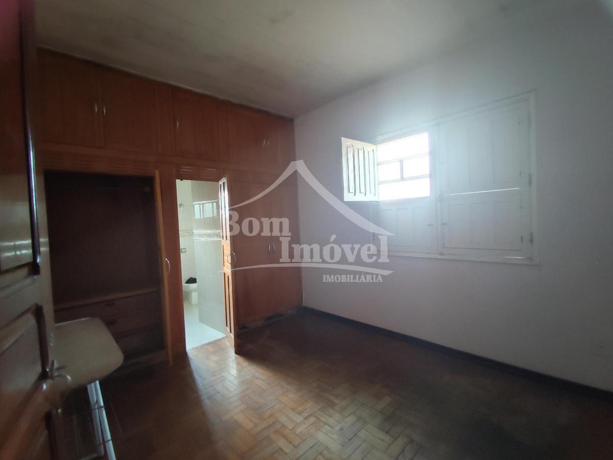 Casa, Centro, 4 Quartos, 1 Vaga, 1 Suíte