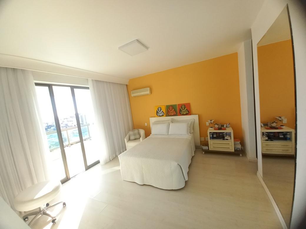 Casa, Estoril, 4 Quartos, 5 Vagas, 4 Suítes