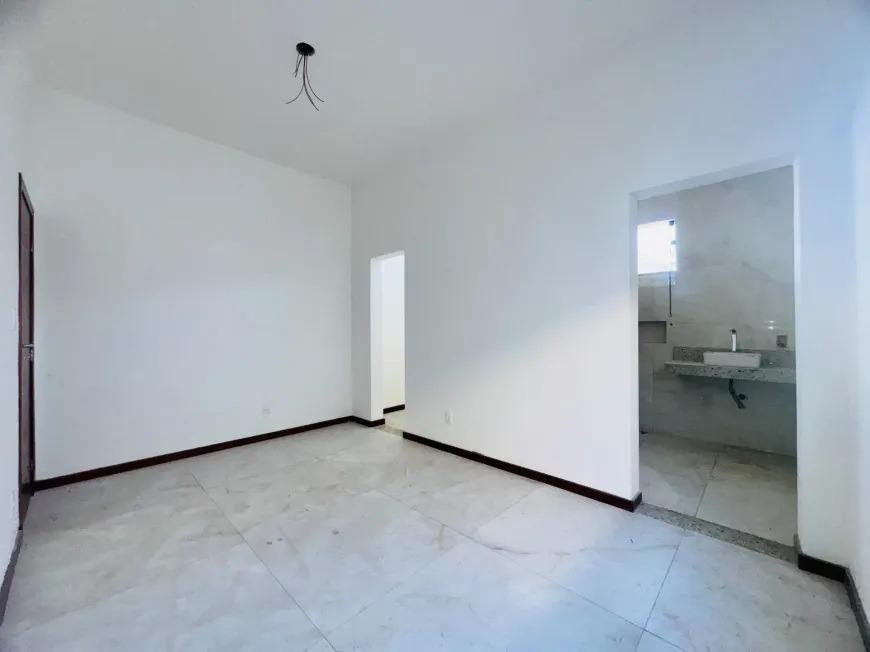 Casa, Conjunto Minascaixa, 3 Quartos, 2 Vagas, 1 Suíte