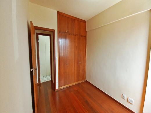 Apartamento, Funcionários, 2 Quartos, 1 Vaga
