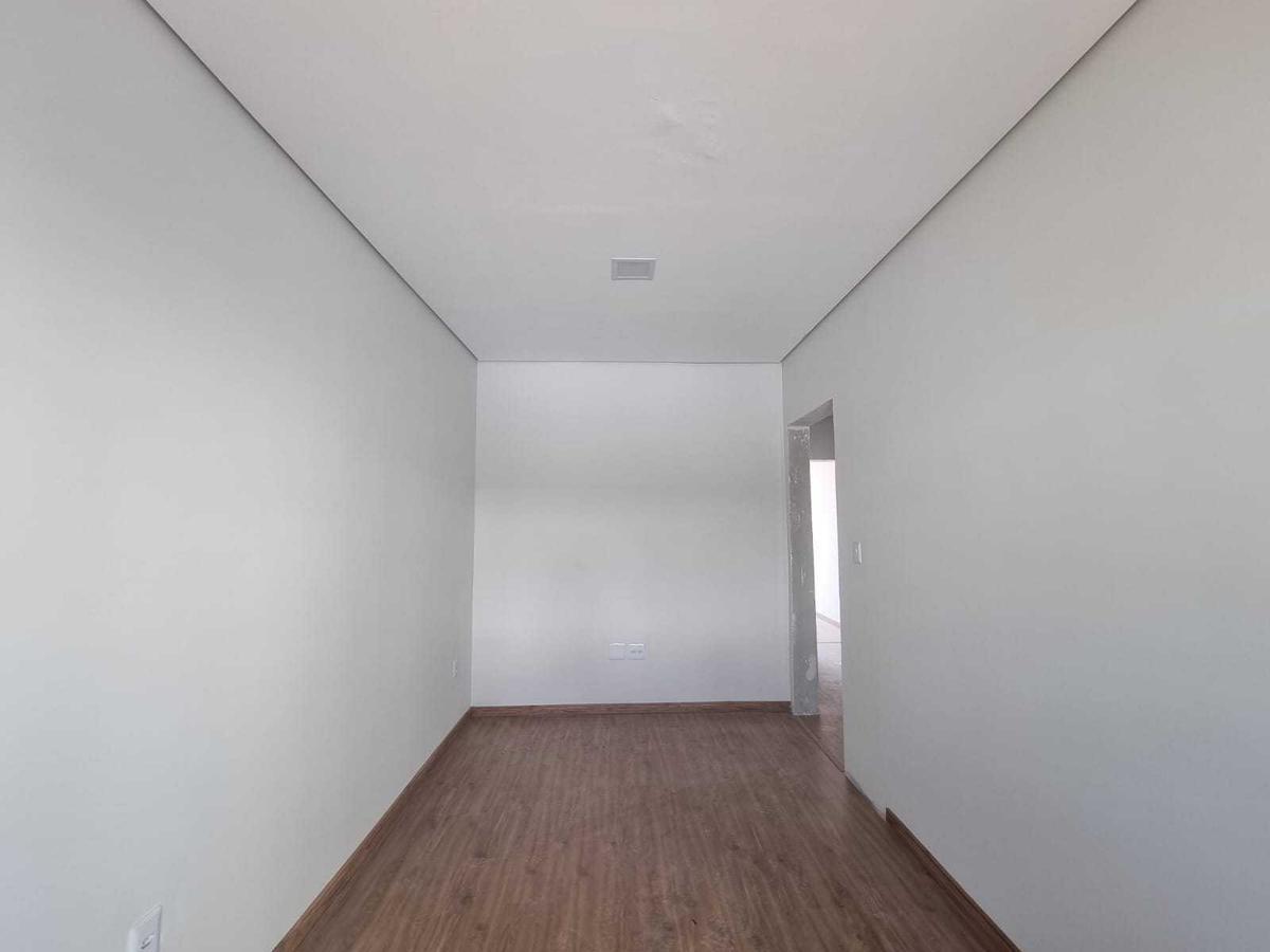 Casa, Jardim Riacho das Pedras, 3 Quartos, 4 Vagas, 1 Suíte