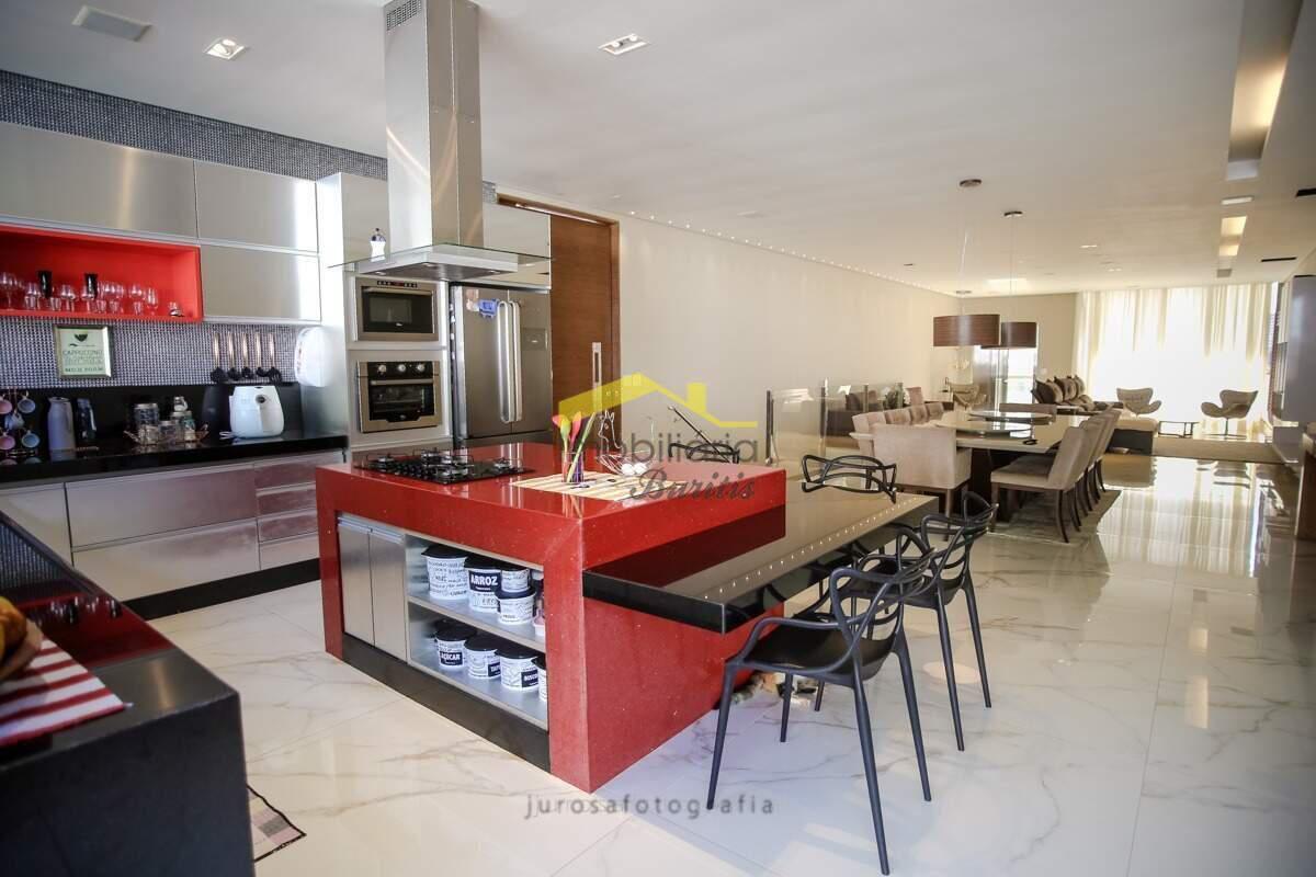 Casa, Buritis, 4 Quartos, 5 Vagas, 4 Suítes