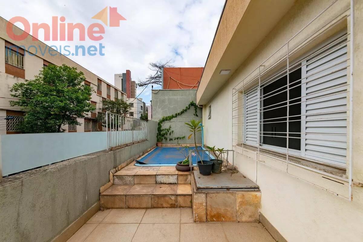 Casa, Gutierrez, 4 Quartos, 0 Vaga, 3 Suítes