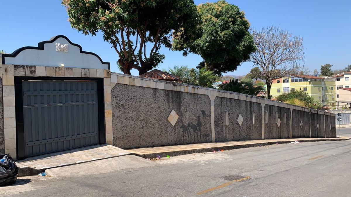 Casa, Amazonas, 4 Quartos, 5 Vagas, 1 Suíte