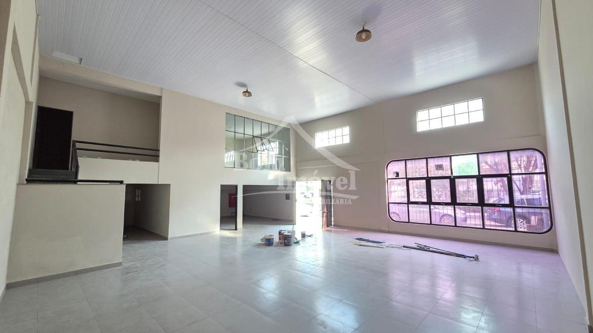 Andar, Centro, 0 Quarto, 0 Vaga