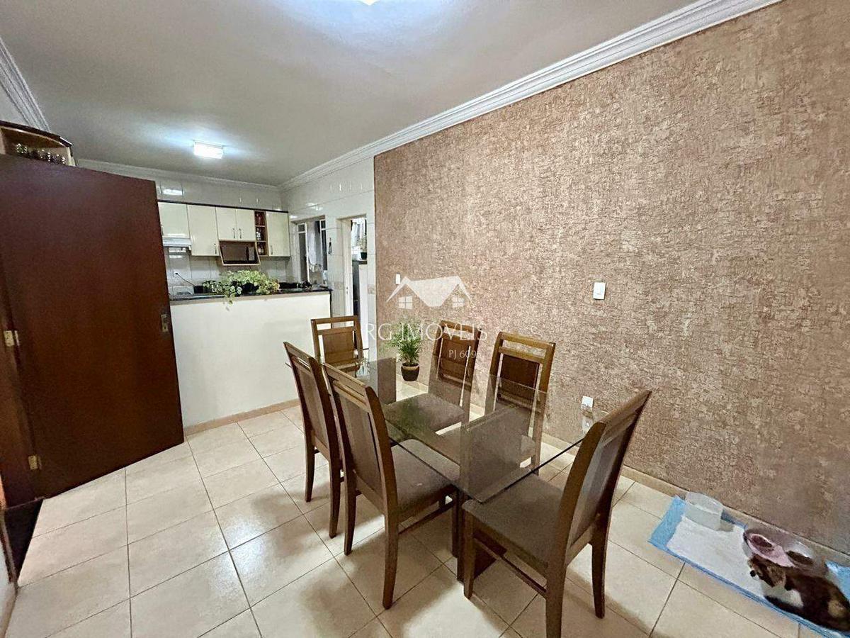 Casa, Milionários, 3 Quartos, 4 Vagas, 1 Suíte