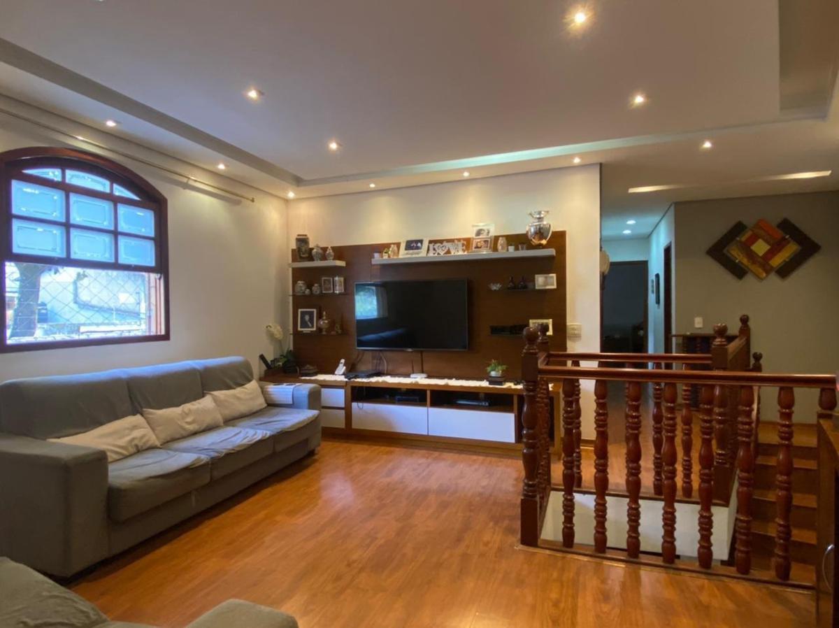 Casa, Itapoã, 6 Quartos, 3 Vagas, 1 Suíte