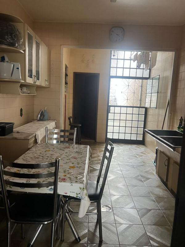Casa, Luxemburgo, 4 Quartos, 3 Vagas, 2 Suítes