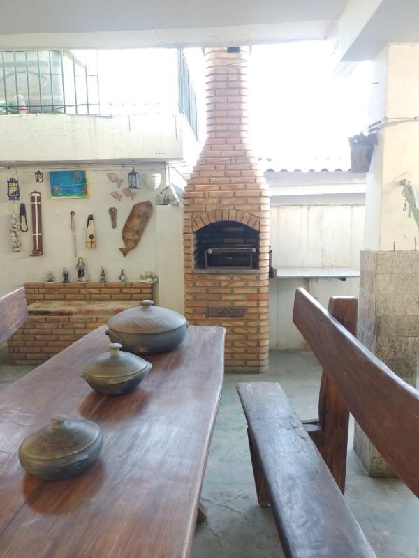 Casa, Coqueiros, 3 Quartos, 2 Vagas, 1 Suíte