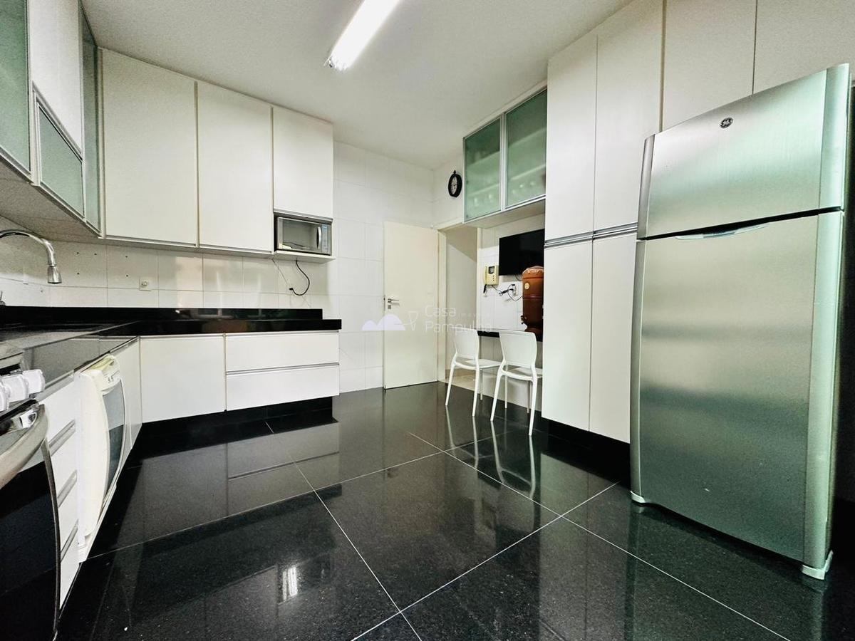 Casa, Jardim Atlântico, 4 Quartos, 6 Vagas, 3 Suítes