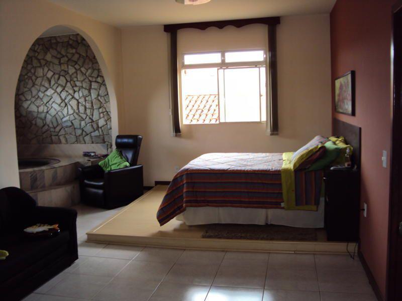 Casa, Itapoã, 4 Quartos, 3 Vagas, 2 Suítes