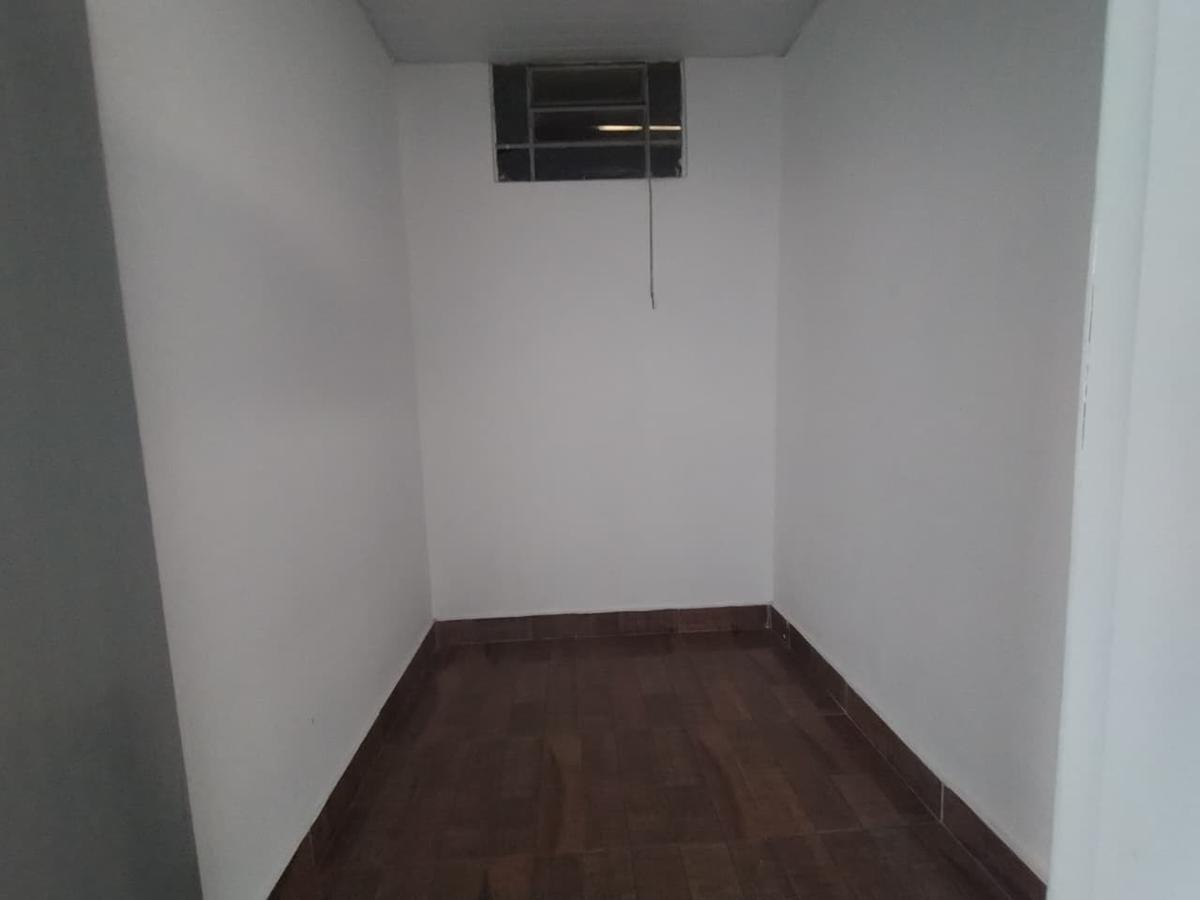 Casa, Centro, 4 Quartos, 0 Vaga