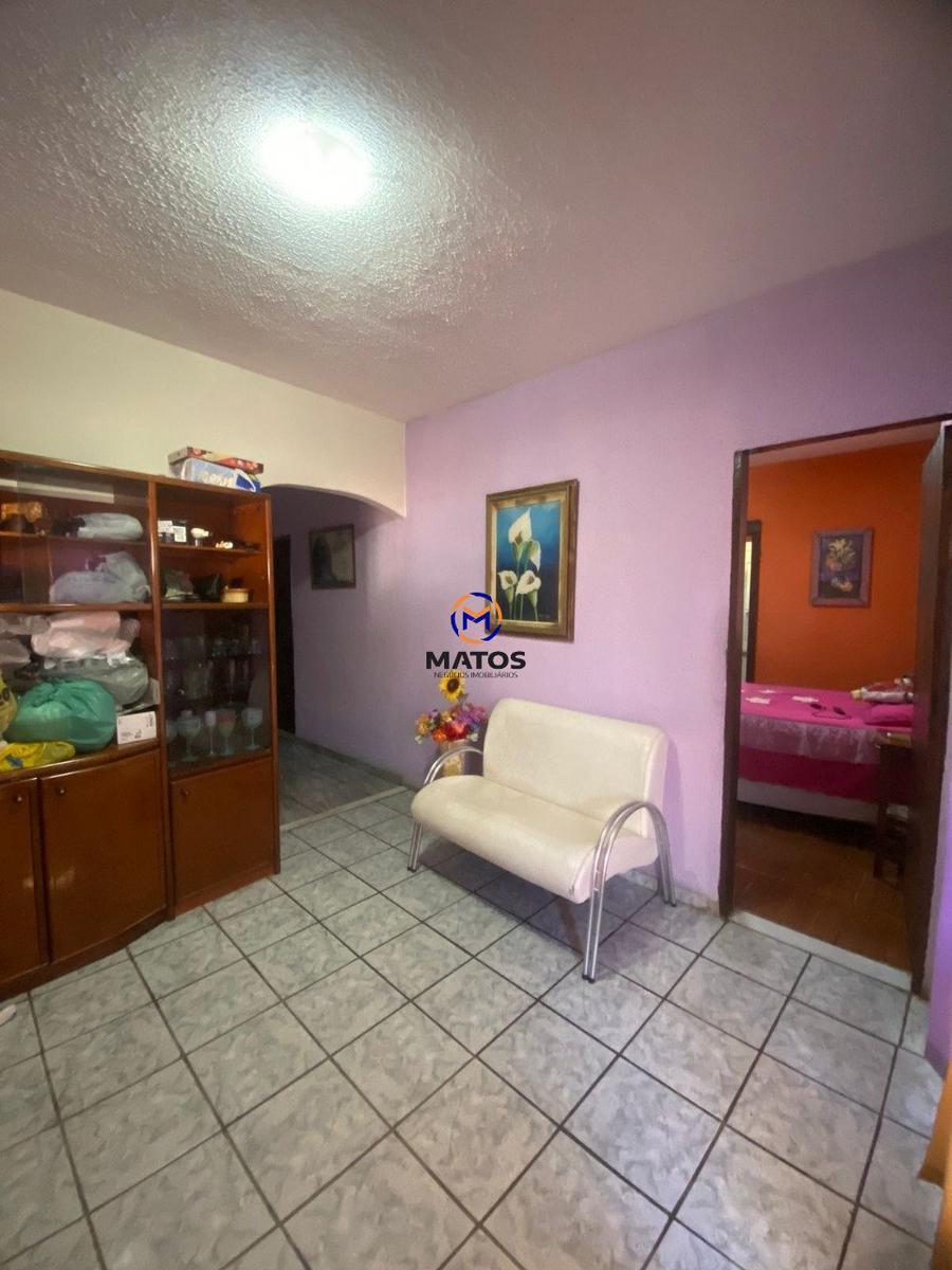 Casa, Baronesa (são Benedito), 6 Quartos, 0 Vaga, 1 Suíte