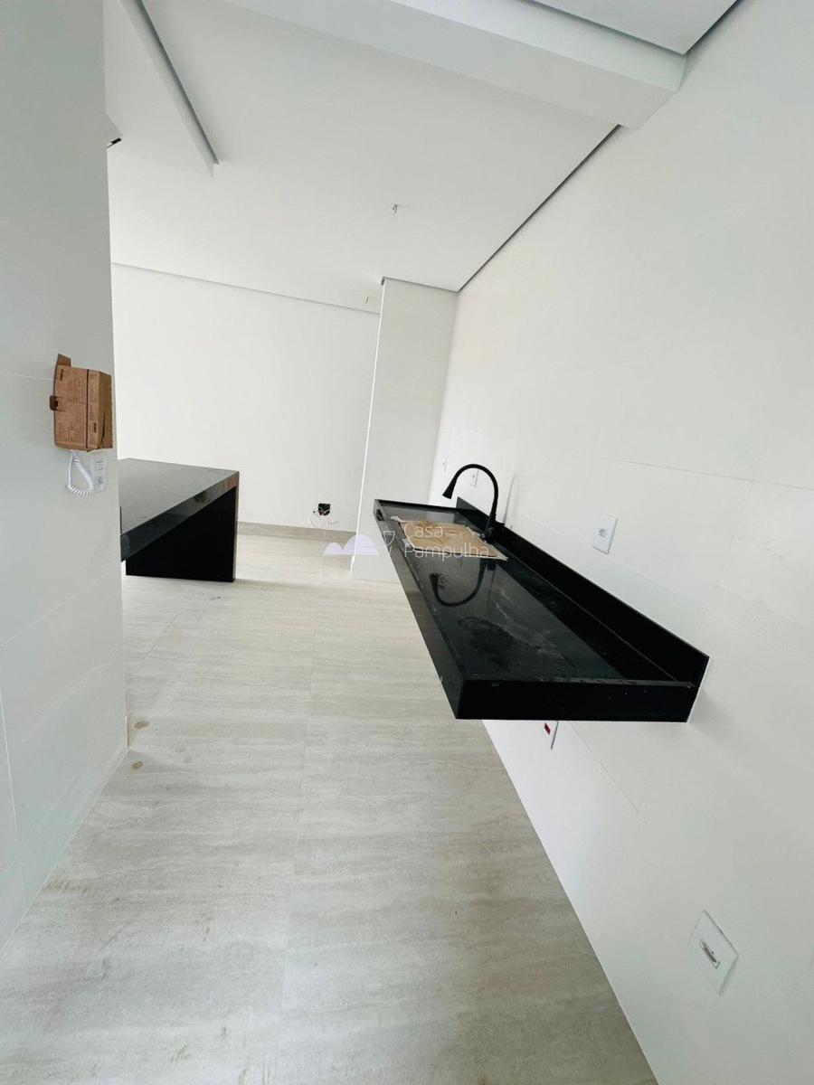 Apartamento, Itapoã, 4 Quartos, 2 Vagas, 2 Suítes