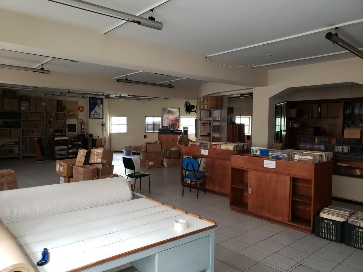 Prédio, Centro, 0 Quarto, 0 Vaga
