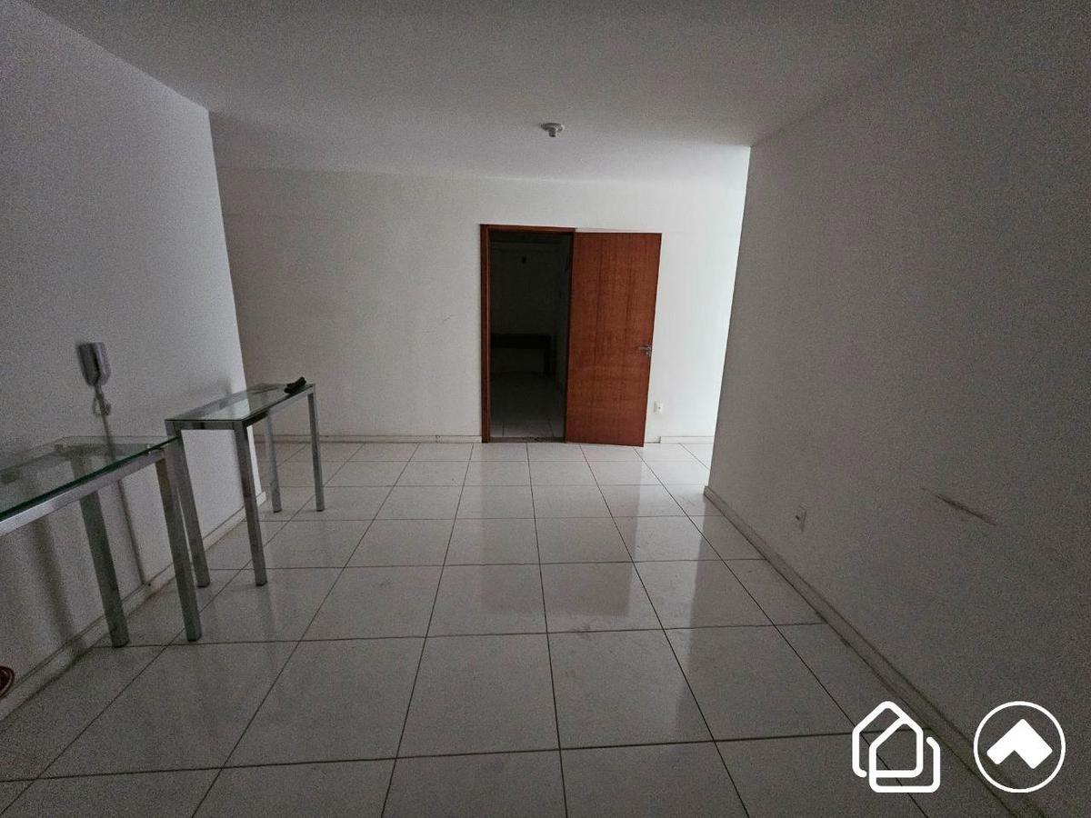 Sala, Barro Preto