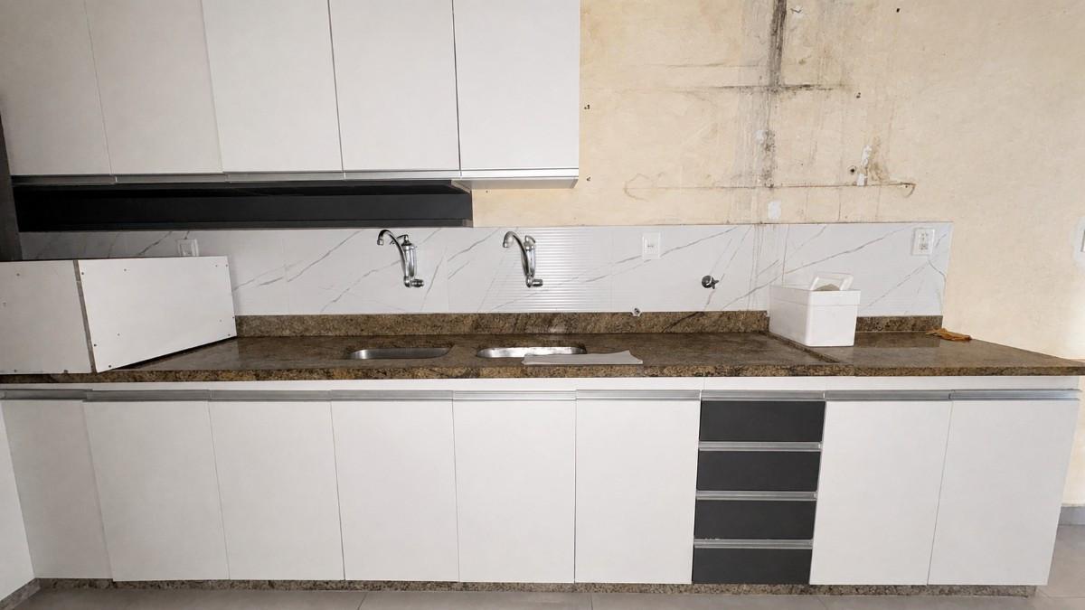 Apartamento, Luxemburgo, 4 Quartos, 1 Vaga, 1 Suíte