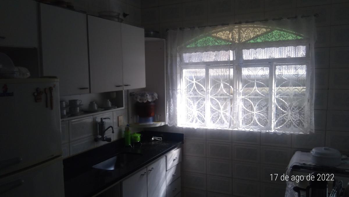 Casa, Floramar, 4 Quartos, 5 Vagas, 2 Suítes