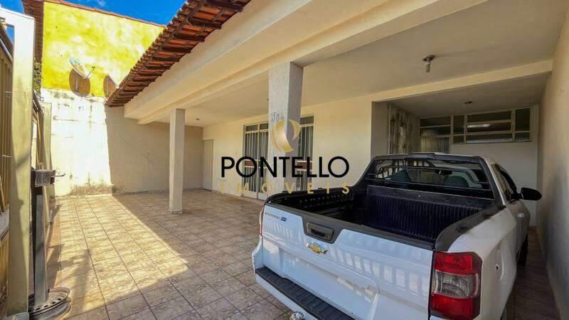 Casa, Conjunto Celso Machado, 3 Quartos, 4 Vagas, 1 Suíte