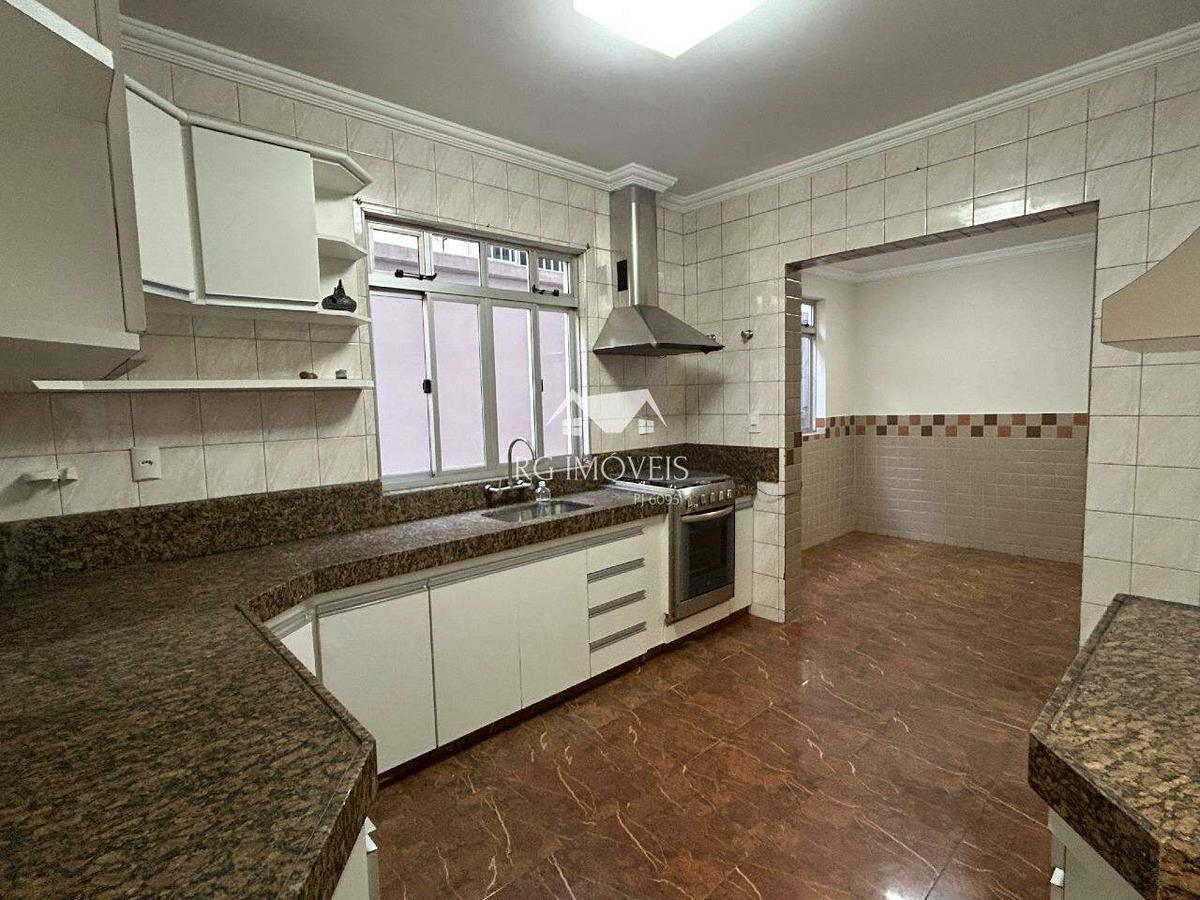 Casa, Tirol, 4 Quartos, 4 Vagas, 2 Suítes