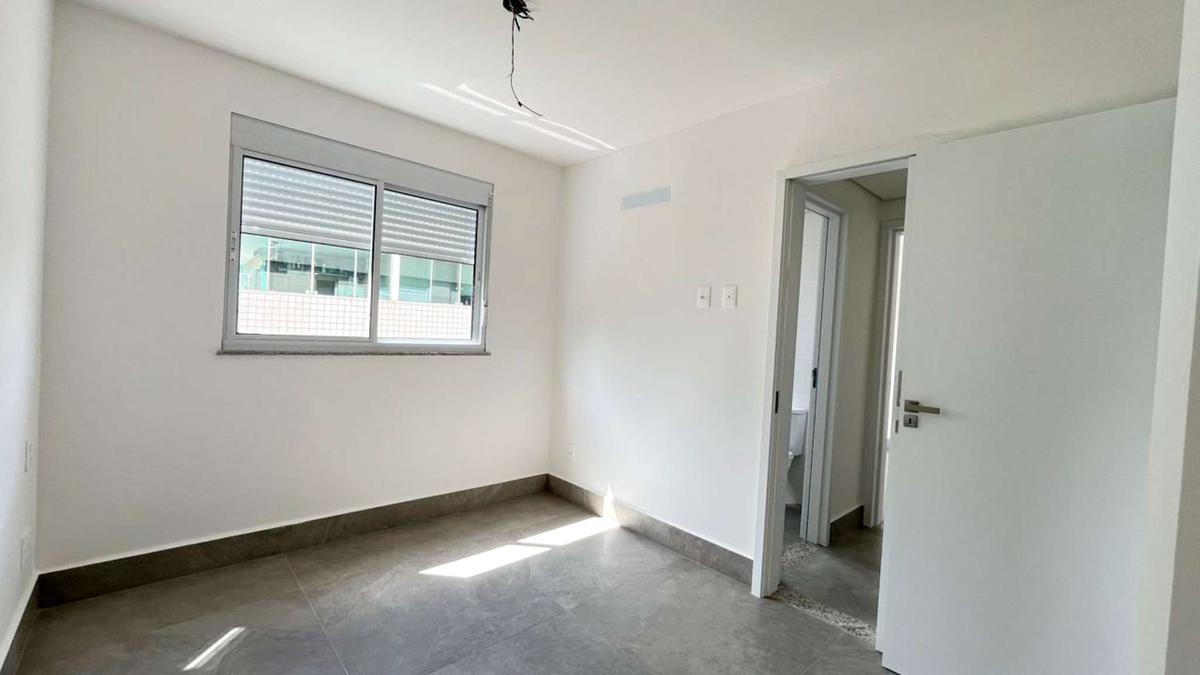 Apartamento, Castelo, 4 Quartos, 3 Vagas, 2 Suítes