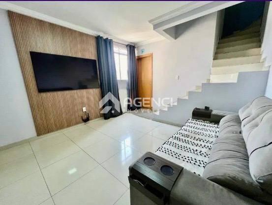 Cobertura, Arvoredo, 3 Quartos, 0 Vaga, 0 Suíte