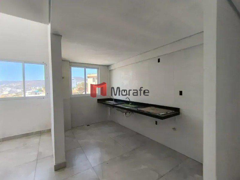 Apartamento, Sagrada Família, 3 Quartos, 2 Vagas, 1 Suíte