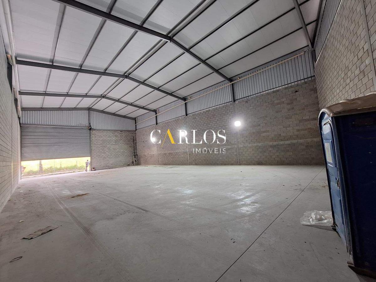 Galpão, Três Barras