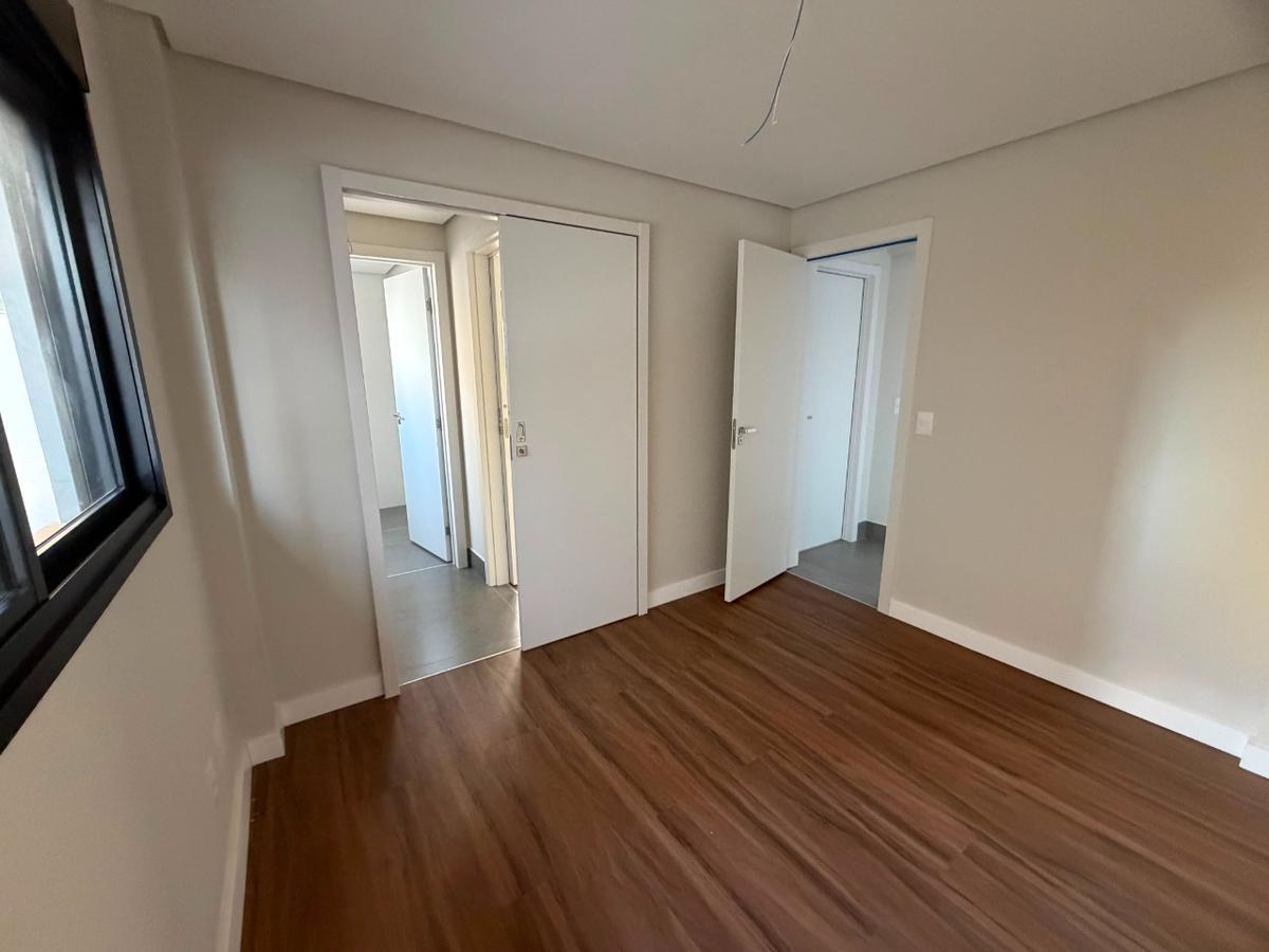 Cobertura, Cidade Nova, 4 Quartos, 3 Vagas, 2 Suítes