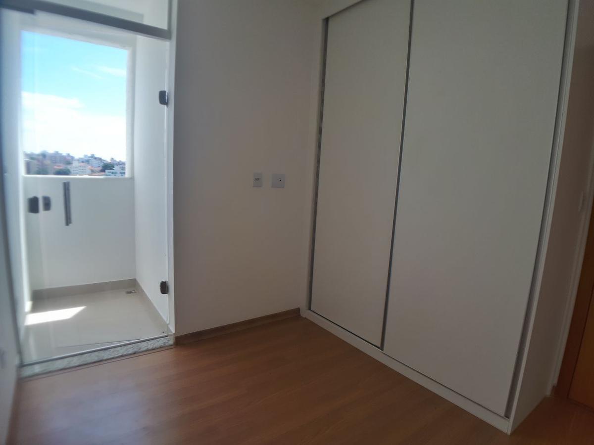 Apartamento, Floresta, 3 Quartos, 2 Vagas, 1 Suíte