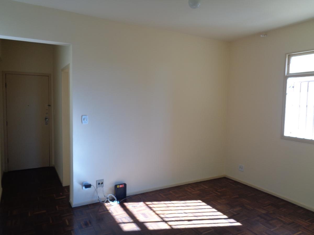 Apartamento, Floresta, 2 Quartos, 1 Vaga