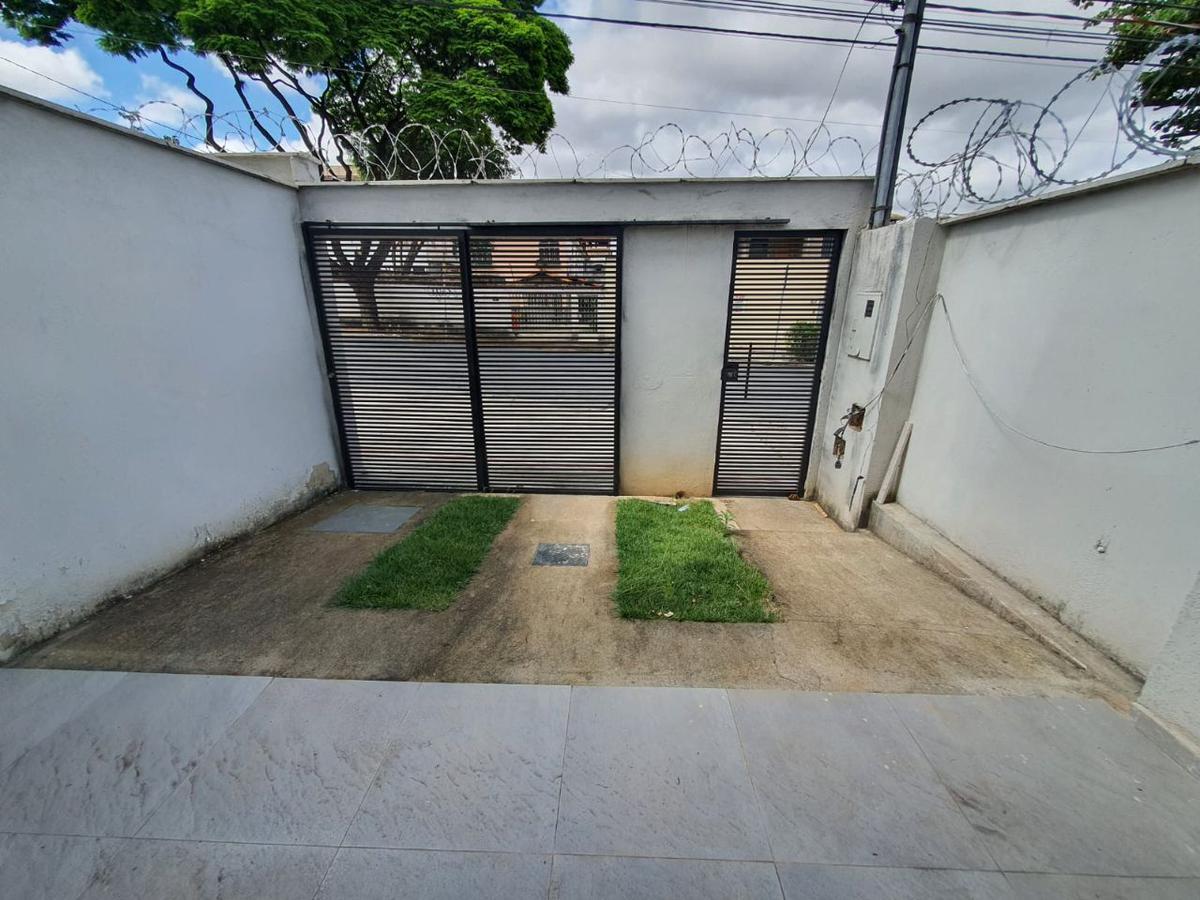 Casa, Santa Mônica, 2 Quartos, 1 Vaga